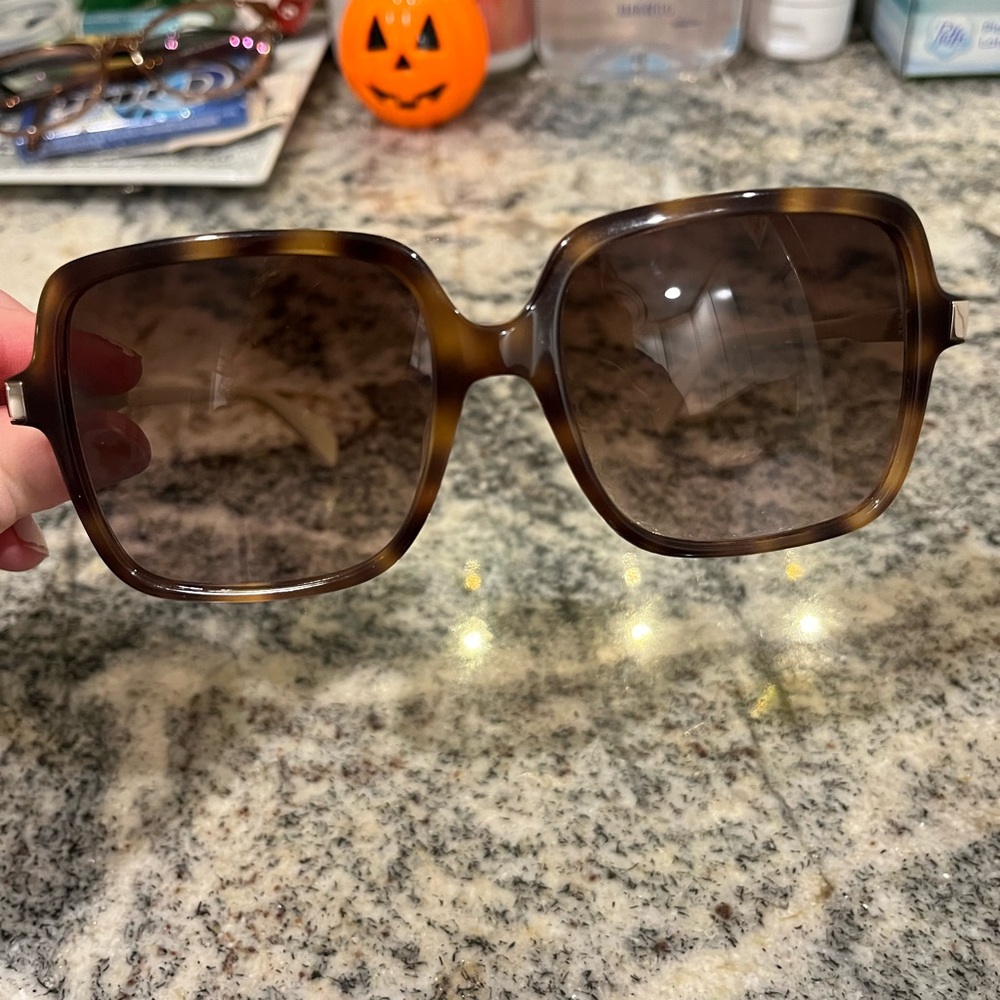 Longchamp brown tortoise oversized sunglasses!